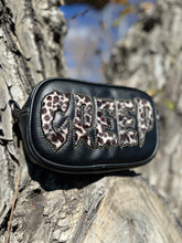 Load image into Gallery viewer, Hand Crafted : small square Bag CREEP Leopard