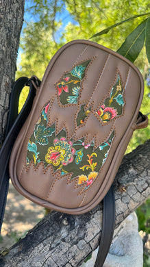 Handcrafted: Side Bag Brown and floral