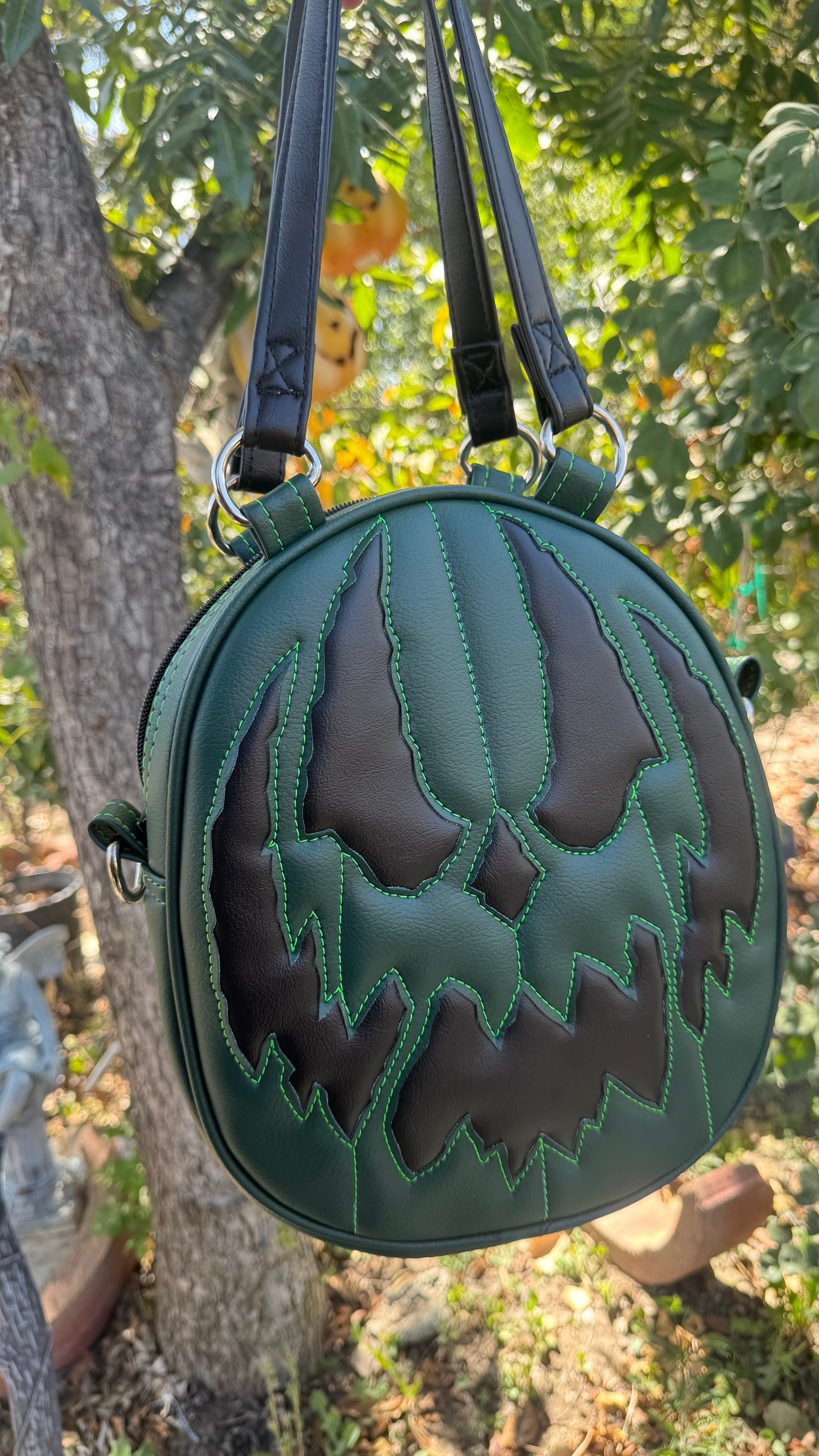 芭蕉布の鞄 Hand Crafted : The Jackal Pumpkin bag Green and Black – Love Pain