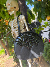 Load image into Gallery viewer, Handcrafted Large Onyx Web Dual Handbag