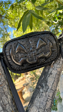 人気 ♥PAIN OR PLEASURE ♥LACE SHOULDER BAG ACC - PAIN OR PLEASURE