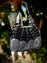Load image into Gallery viewer, Handcrafted Mini Onyx Web handbag