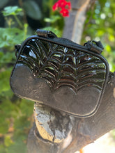 Load image into Gallery viewer, Handcrafted Mini Onyx Web handbag
