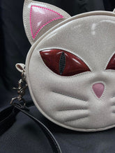 Load image into Gallery viewer, Hand Crafted Kitten Bag/ White Glitter